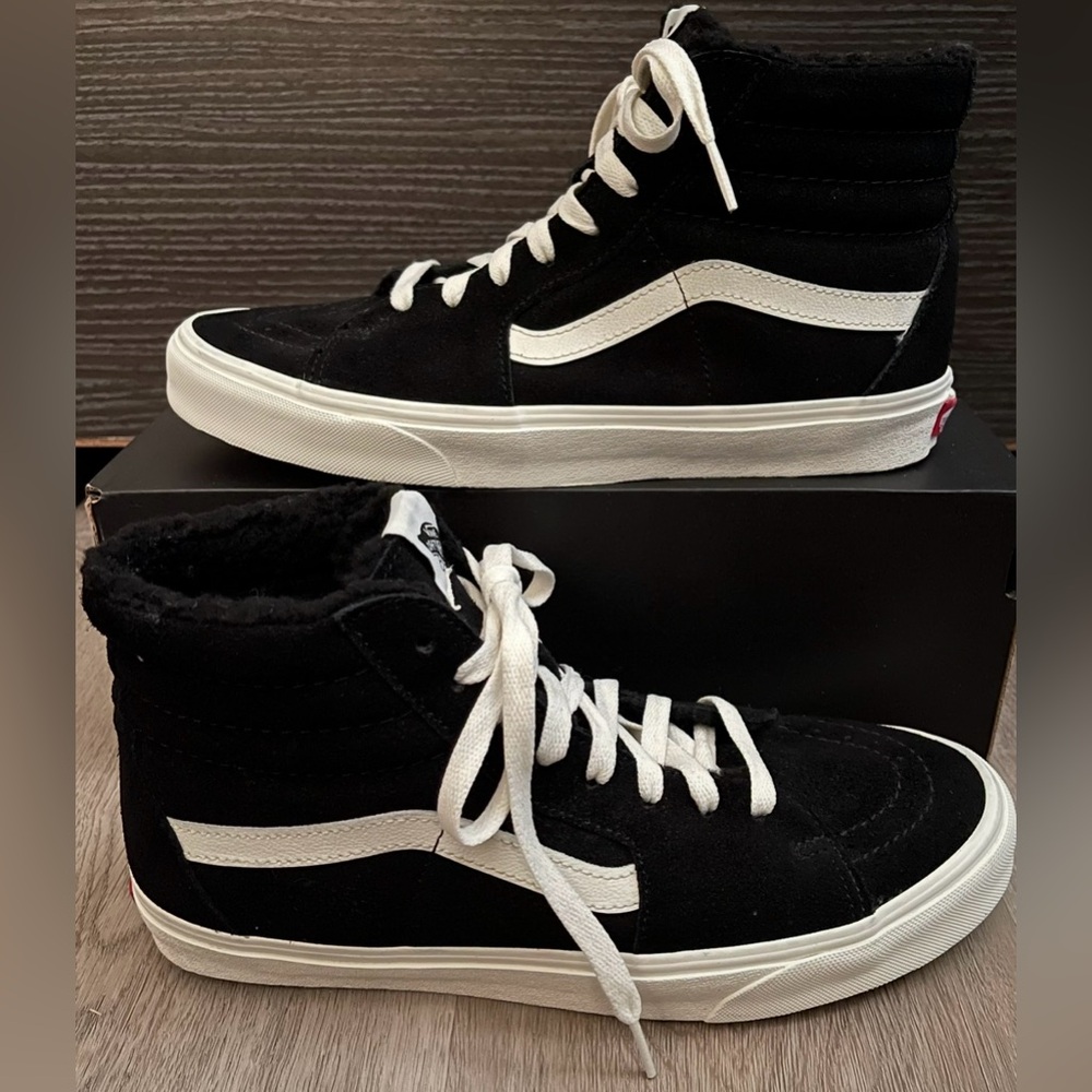 Vans Sk8 Hi Faux Fur Lined Sneakers - Men's 9.5 / Women’s 11
